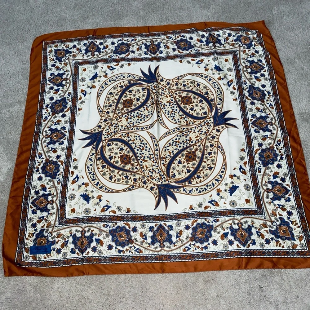 Bursa Vintage Silk Scarf  37” X‎ 37” Multicolored